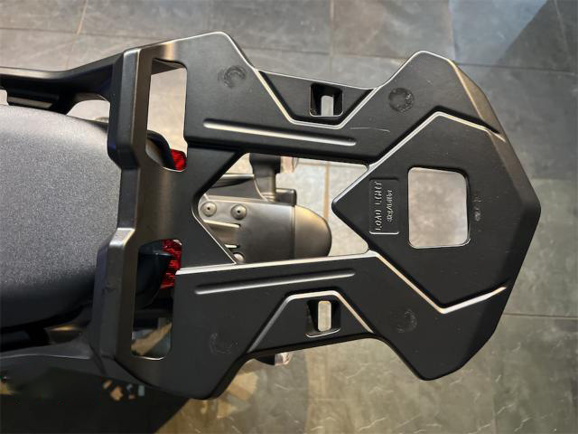 MT-07 2020年モデル リアキャリア 上から