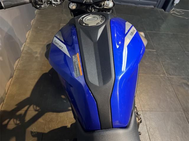 MT-07 2020年モデル タンク 上から