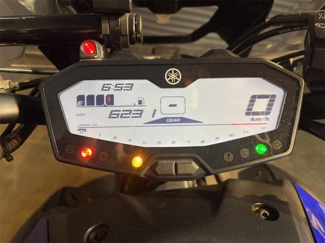 MT-07 2020年モデル メーター