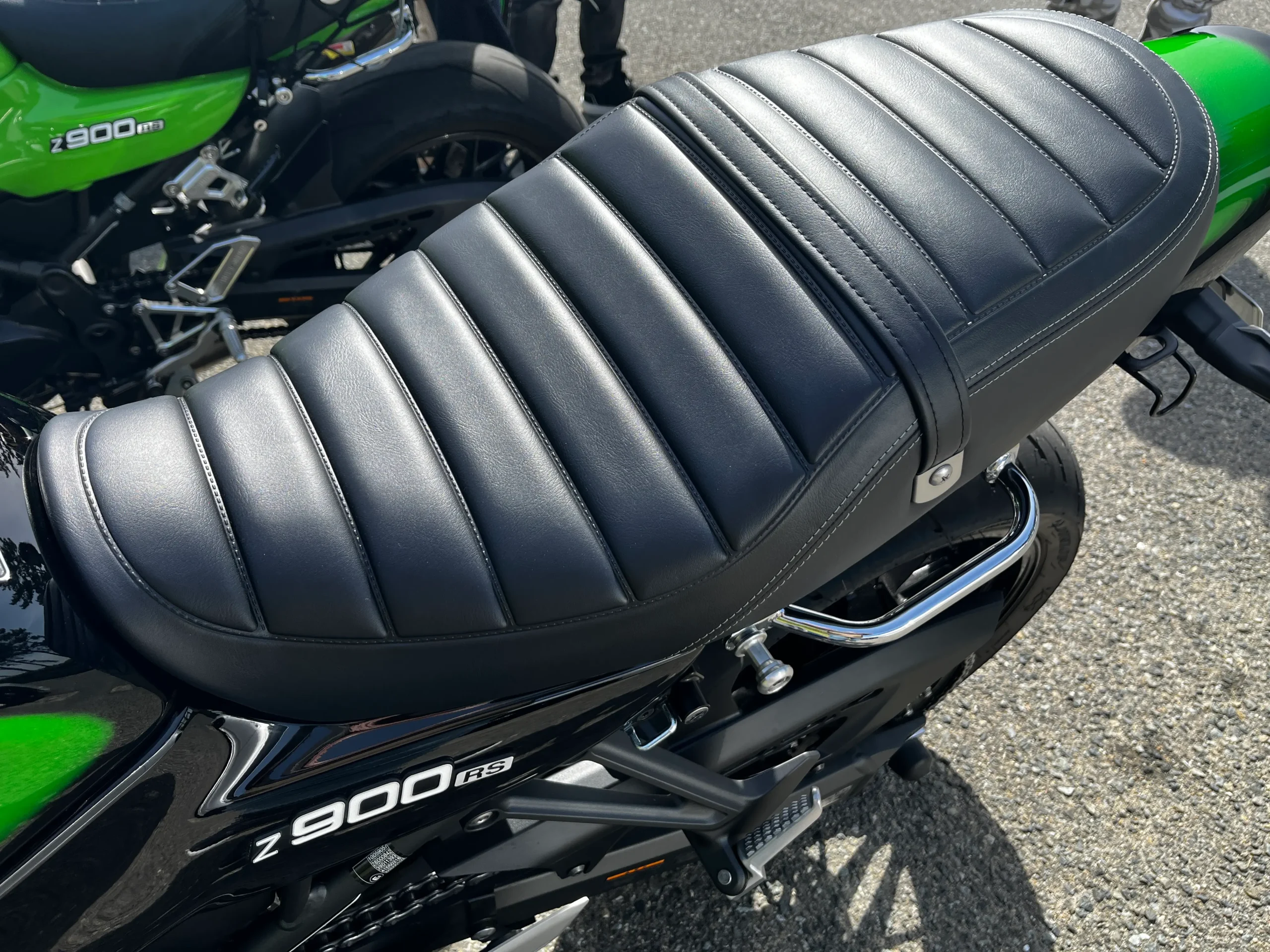 2025年z900rs se純正シート 2026年モデルZ900RSの純正シートはお尻が痛い？｜カワサキプラザ福岡東