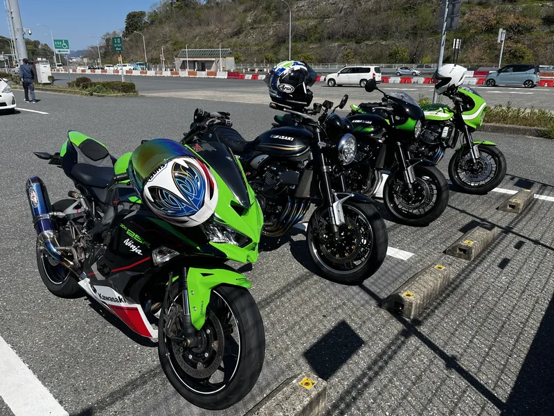 バイク４台の集合写真