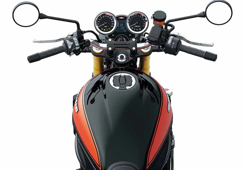 2027年モデル Z900RS SEのタンクとメーター